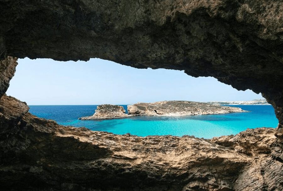 Private Boat Tours From Malta/Gozo: Comino & Blue Lagoon - Blue Lagoon time at Malta: the classic stop, with less friction