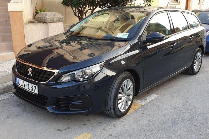 Private Malta Airport Cab to Sliema/St Julians/Gzira or Valletta - Door-to-Door Ride to Sliema, St Julian’s, Gżira, or Valletta