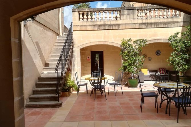 Private Tour Of Malta (Private Driver) - Why a private driver from Mellieha is a smart play