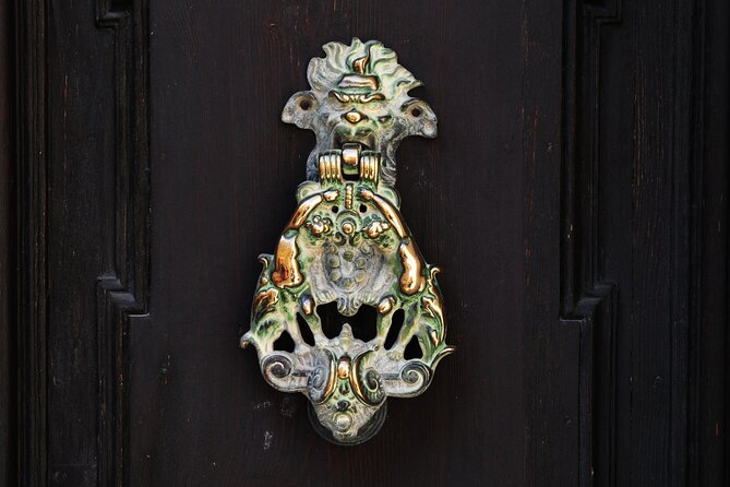 Rabat Mdina and San Anton Gardens Group Tour with St. Paul's Catacombs - Mdina walking tour: the Silent City in one hour