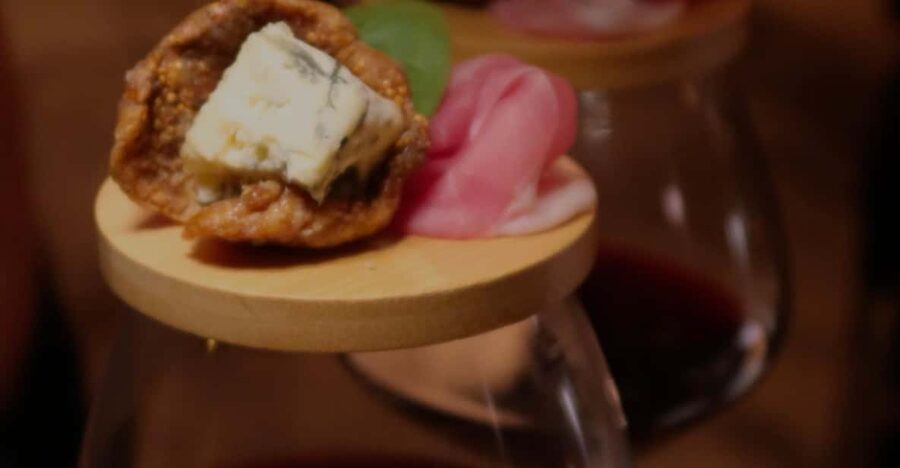 Romantic Wine Tasting Experience at Koccio Valletta - Key things I’d plan around