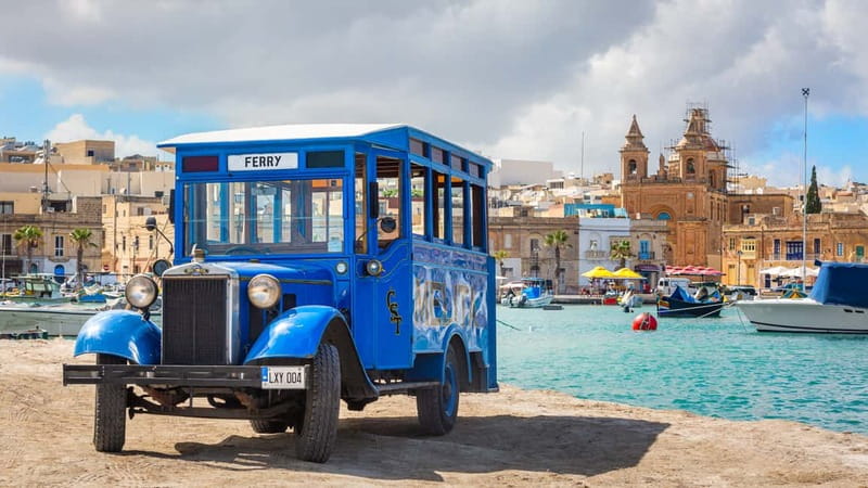 Scenic Tour by Vintage Bus to Buskett Garden & Dingli Cliffs - Mdina’s Palazzo Falson: 13th-century walls with Arab and Roman clues