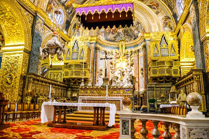 Secrets of St John's Co-Cathedral - Guided Tour - Sacristy and chapels of the Order of St John: why this part matters