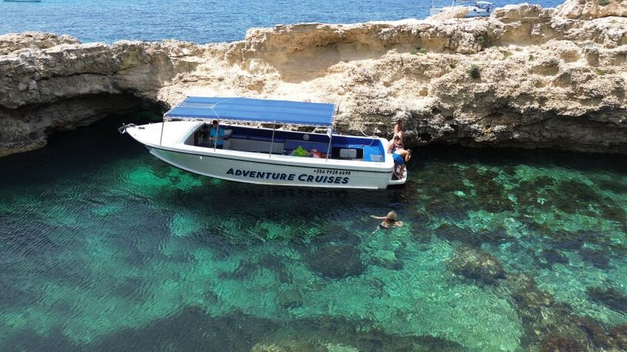 Sliema: Boat Trip to Comino Blue Lagoon, Gozo, and Caves - Gear and comfort: make the most of the included snorkeling mask