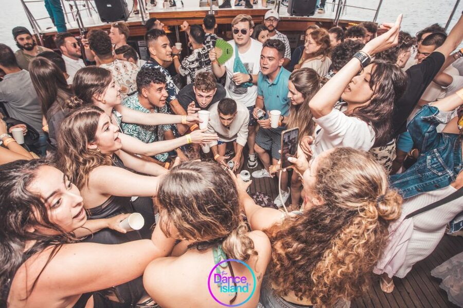 Sliema: Sailboat Party with an Open Bar, Food, and Swimming - Timing and pacing: a 4-hour party with real stops