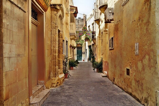 Spend Perfect Time in Mosta, Crafts Village - Malta - How the 8-Hour Route Comes Together (Pickup, Timing, Group Size)