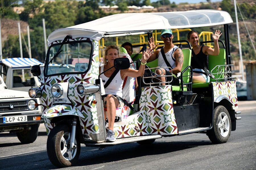 Sunset Tuk Tuk Tour in Gozo & Blue Lagoon (Comino) - Price and who this half-day suits best