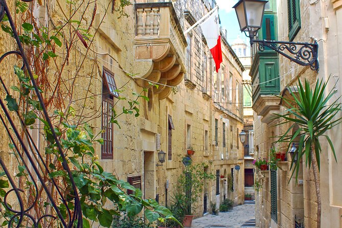 Three Cities guided tour including harbour boat tour - Senglea Gardjola Gardens: 360-degree payoff and Fort Sant Angelo context
