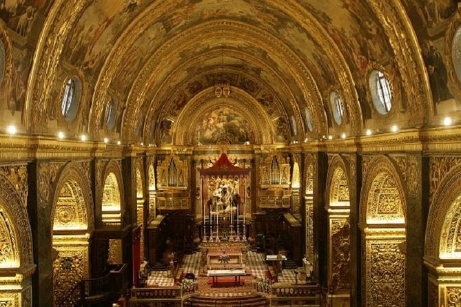 Valletta City of the Knights 3.5-Hour Walking Tour - Upper Barrakka Gardens: the classic Grand Harbour viewpoint stop