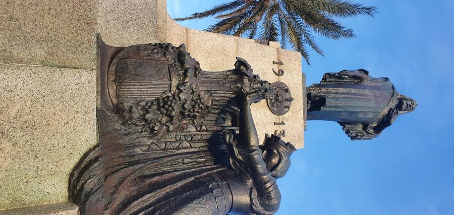 Valletta: Food Walking Tour with Tastings - Meeting by the Triton Fountain, Then Getting Oriented Fast