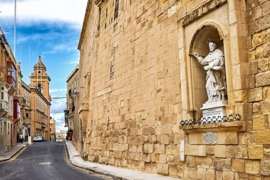 Valletta: Self-Guided Historical Walking Tour (Audio Guide) - Walking Valletta’s highlights, stop by stop
