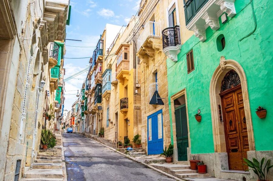 Valletta Street Food & History Tour With Private Transfers - Guide quality: names you’ll hear, and what to listen for