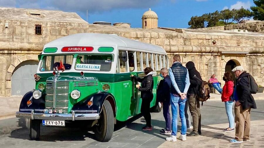 Valletta: Sunday Vintage Bus to Marsaxlokk - Valletta Pickup Near Triton Fountain: Easy to Find, Easy to Start